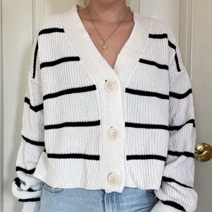 Universal Thread White and Black Striped V-Neck Button Cardigan